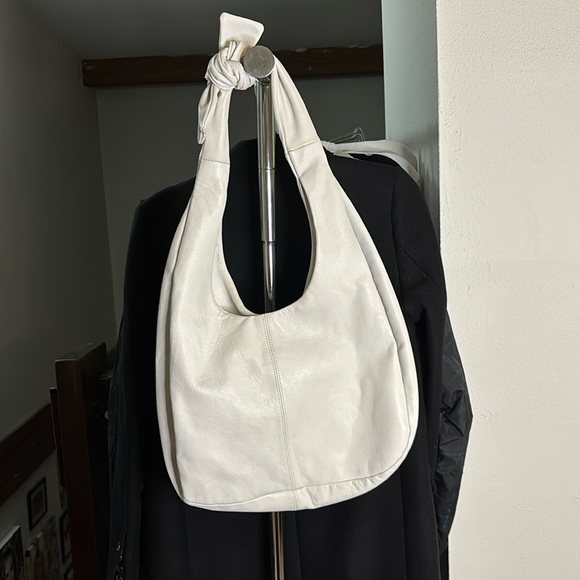 White Bolongaro (ASOS) large hobo shoulder bag - Picture 3 of 6